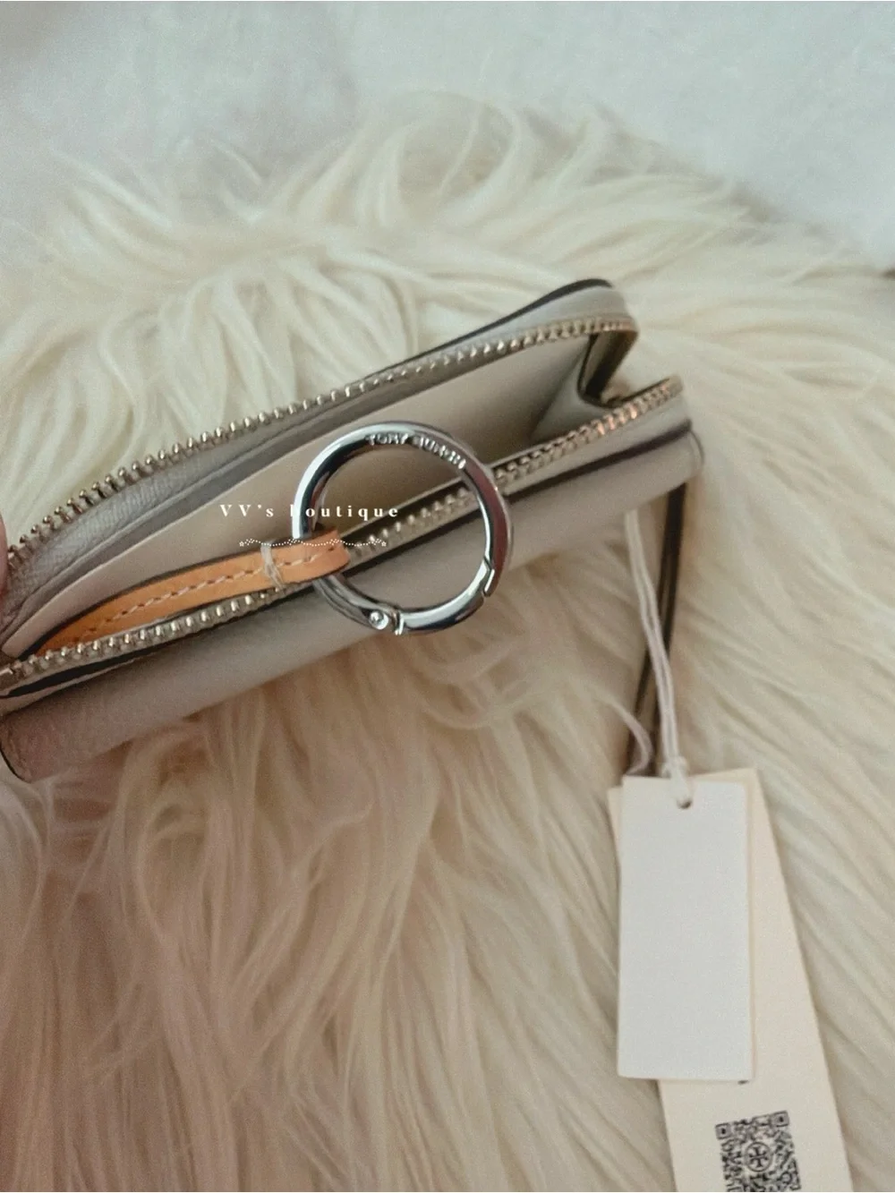 NWT Tory Burch Pebble Envelope Zip Card Case Holder Light Titanium Grey 171715